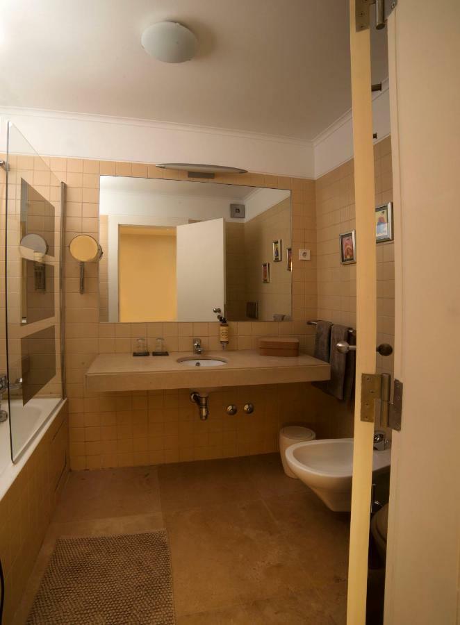 Ba Boheme Apartment Lisbon Luaran gambar